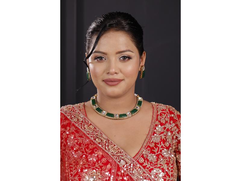 Elegant Emerald Green Necklace Set