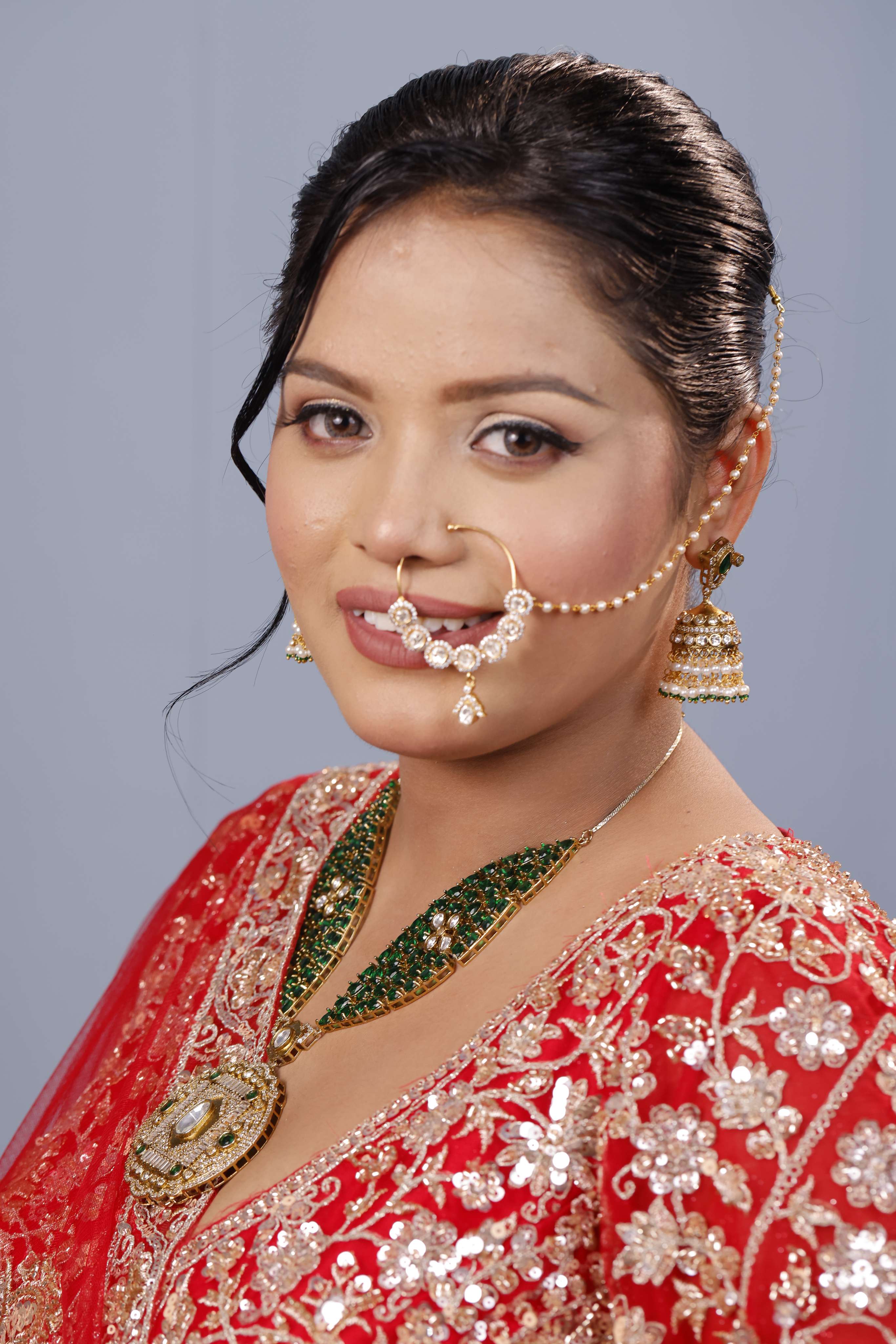 Green Golden Leafy Necklace  with earrings